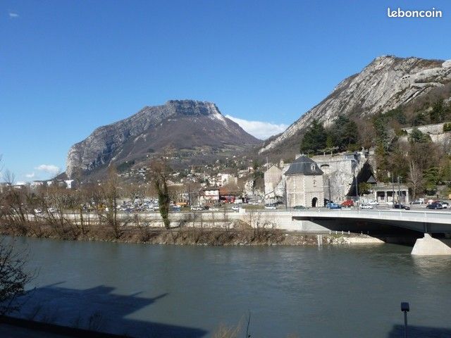 Appartement 3 pièces 65 m² · à Grenoble · 65 m² · 793 €/mois