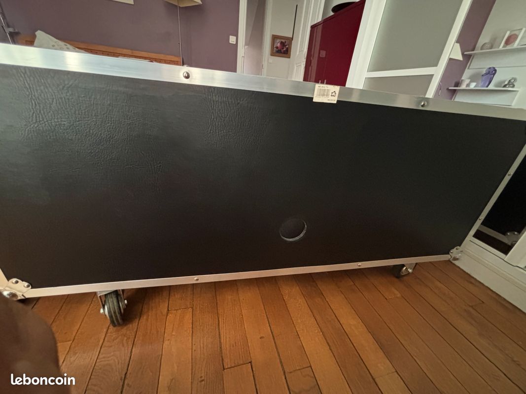 Meuble TV style Flight Case (image 3)