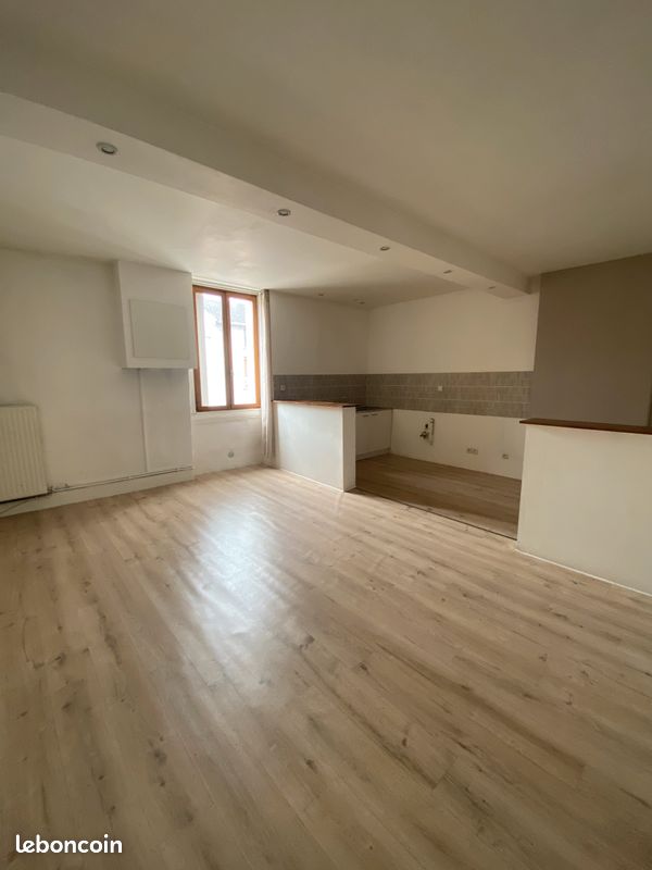 Appartement 3 pièces 63 m² · à La Grand-Croix · 63 m² · 480 €/mois