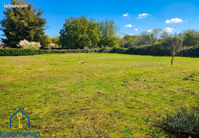 Terrain 831 m² Saint-Laurent-de-la-Salle
