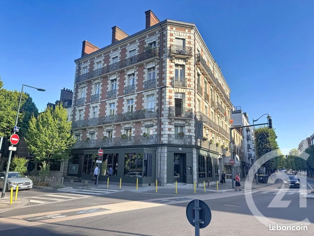 Appartement 12 pièces 237 m² · à Rennes · 237 m² · 729 750 €