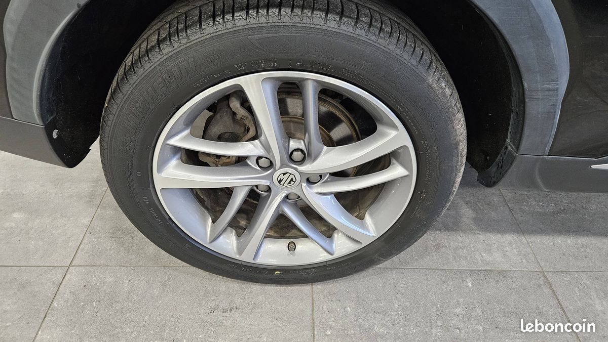 MG EHS 1.5T GDI PHEV Luxury (image 8)
