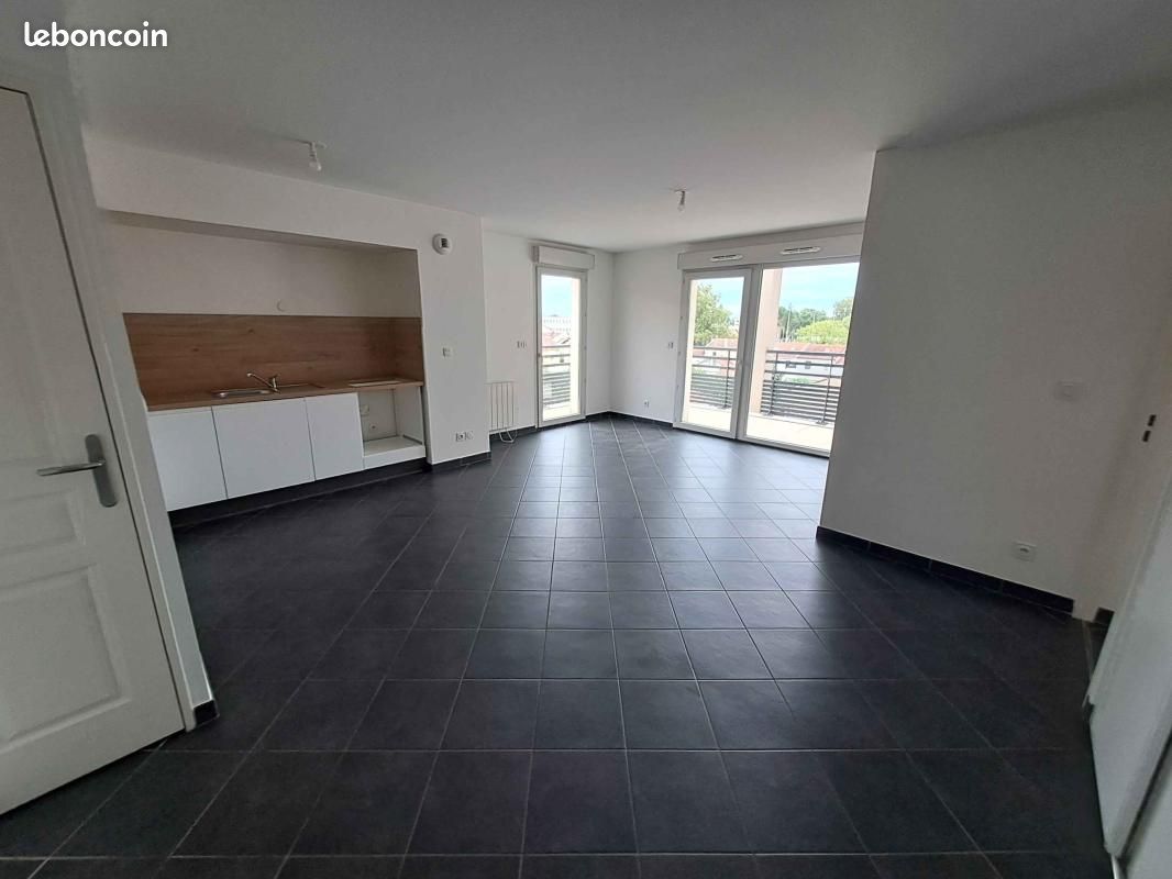Appartement 3 pièces 60 m² · à Villeurbanne · 60 m² · 868 €/mois