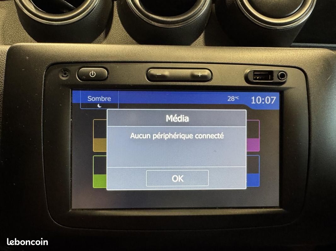 DACIA DUSTER 1.3 TCe 4x4 ESSENCE/GPL PRESTIGE - 130 - CAM - SIEGES CHAUFFANTS (image 26)