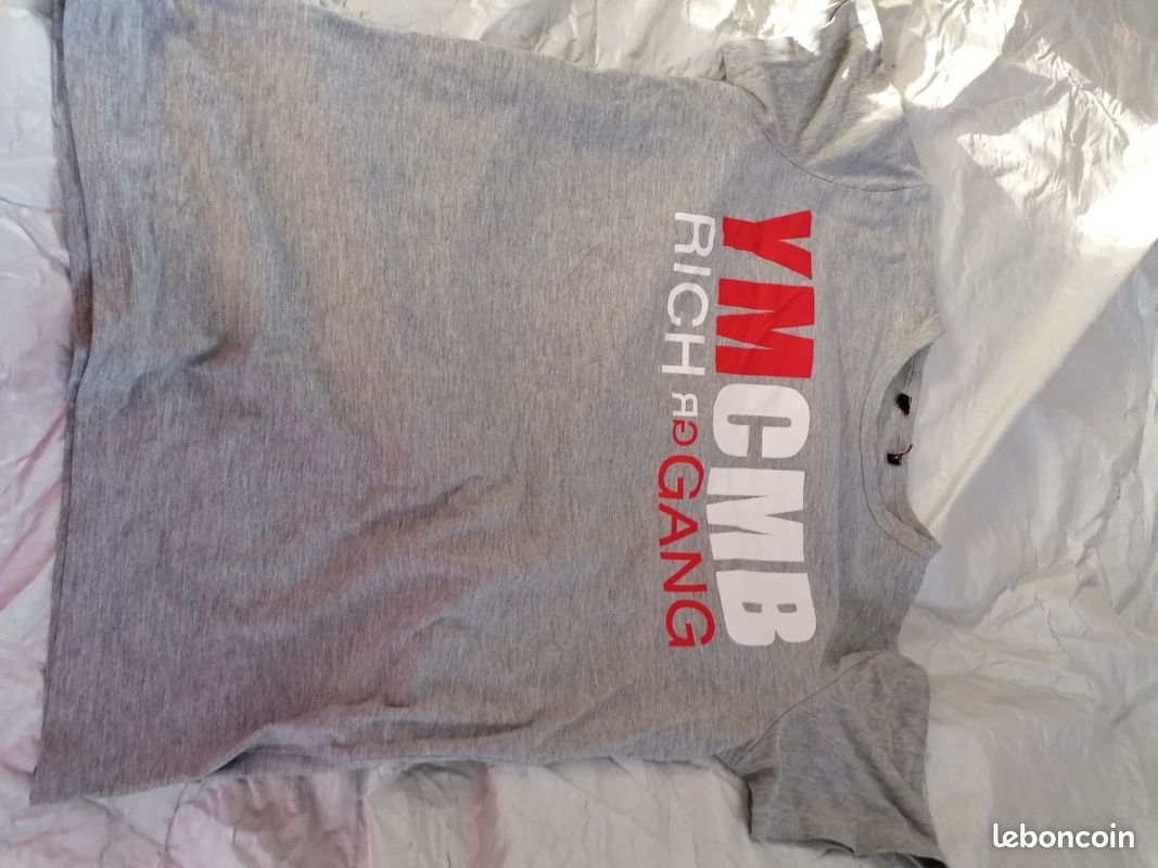 Tee shirt (image 1)