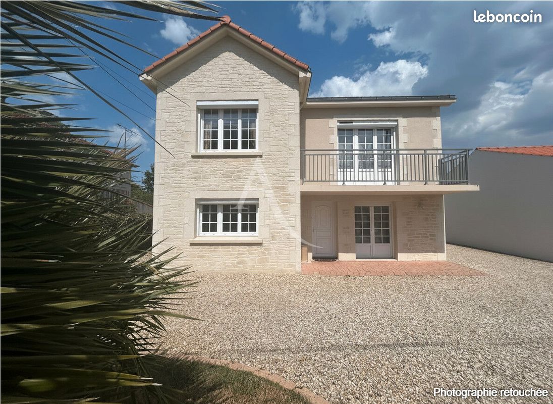 Maison 9 pièces 158 m² · à Machecoul-Saint-Même · 158 m² · 367 500 €