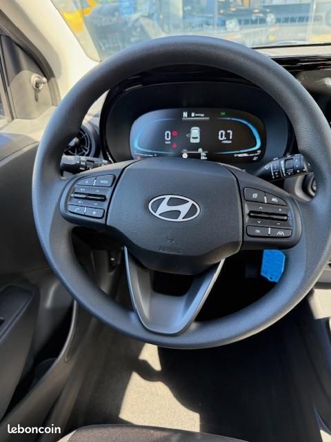 Hyundai i10 (3) 1.0 63 BVR INTUITIVE (image 13)