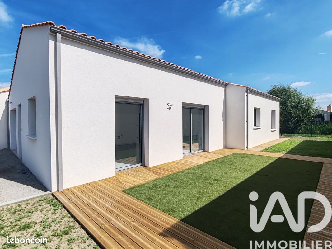 Maison 4 pièces 101 m² · à Le Perrier · 101 m² · 247 000 €