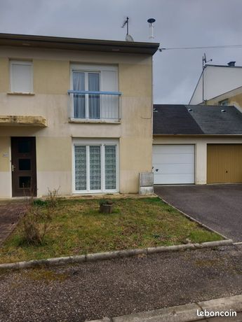 Location maison avec garage et jardin