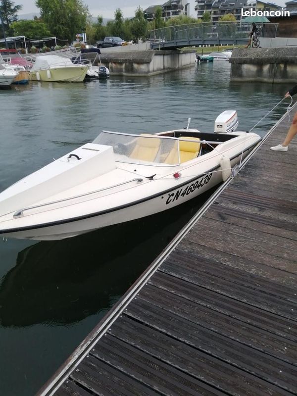 Vends bateau sans place au port (image 1)