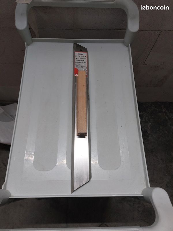 Regle de tapissier
buflon 60 cm (image 1)