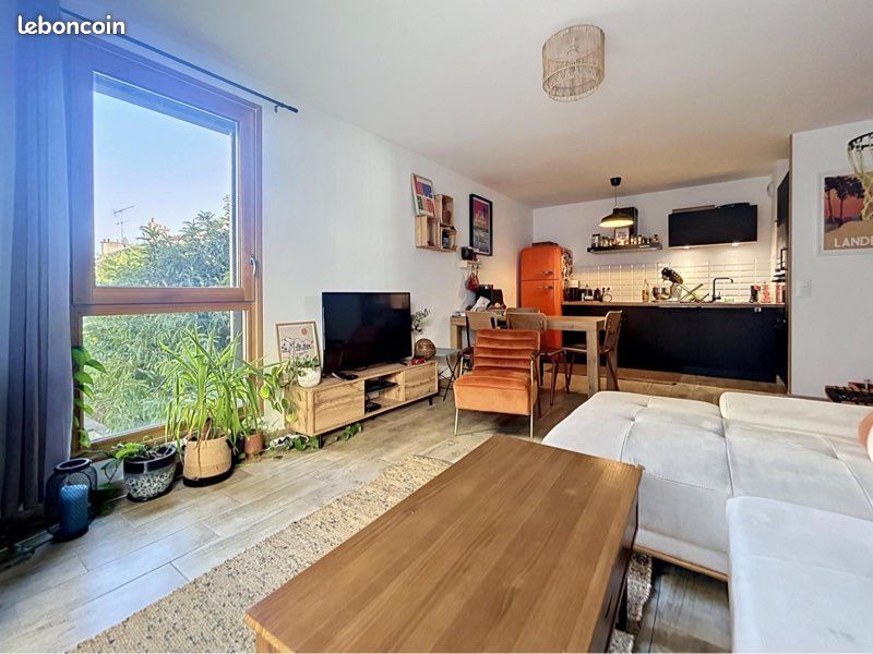 Appartement 3 pièces 59 m² · à Villejuif · 59 m² · 349 000 €