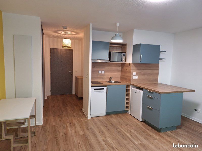 Appartement 1 pièce 30 m² · à Caluire-Et-Cuire · 30 m² · 840 €