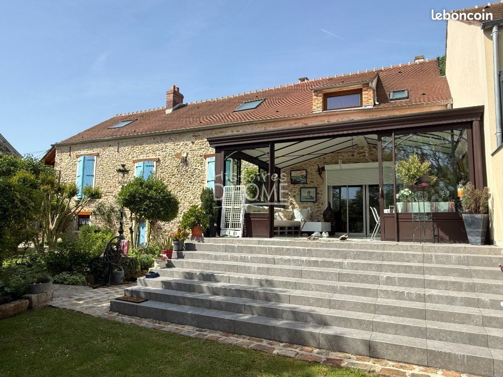 Maison 5 pièces 200 m² · à Bernay-Vilbert · 200 m² · 480 000 €
