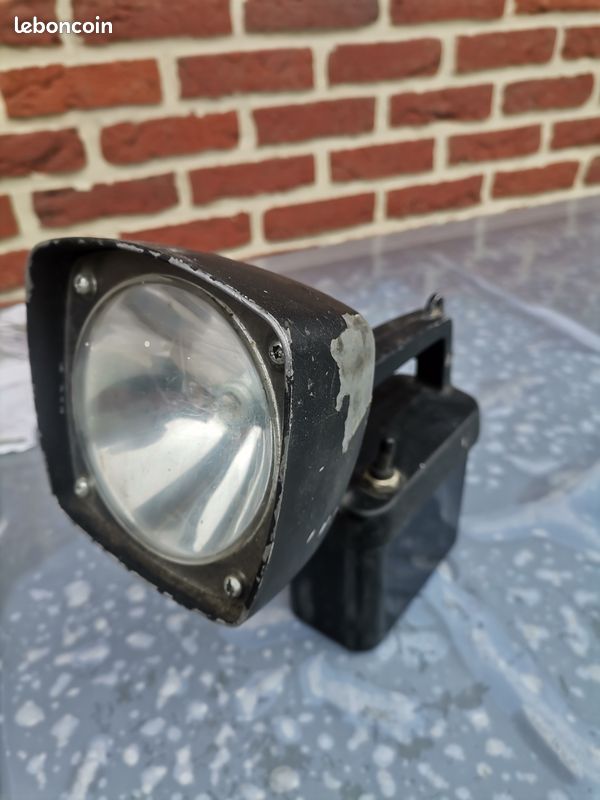Lampe, phare, projecteur (image 1)