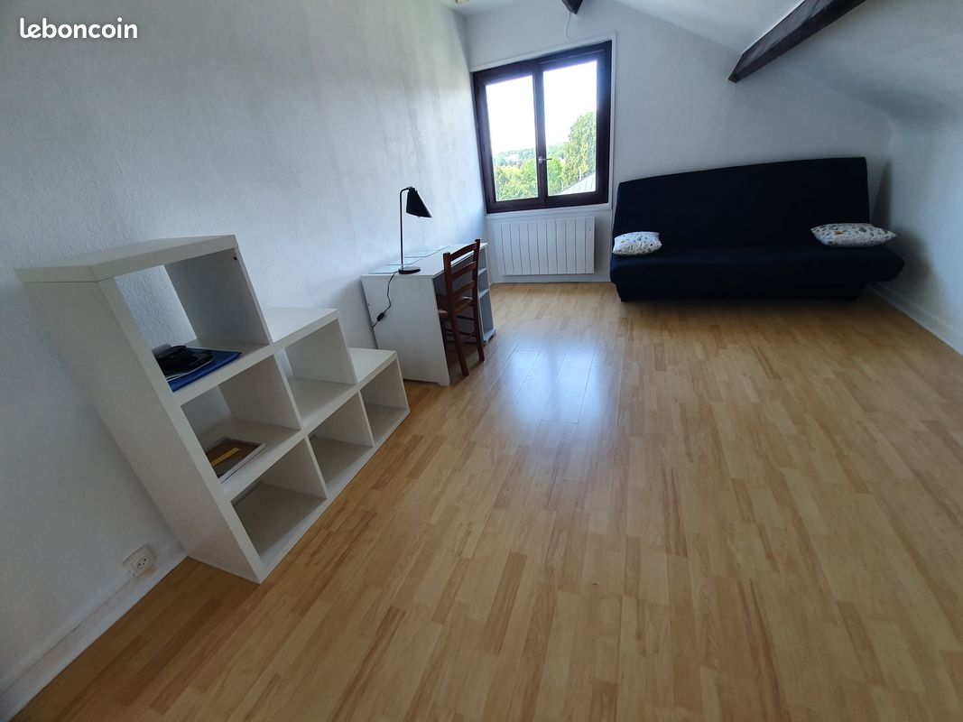 Appartement 1 pièce 28 m² · à Épernon · 28 m² · 540 €
