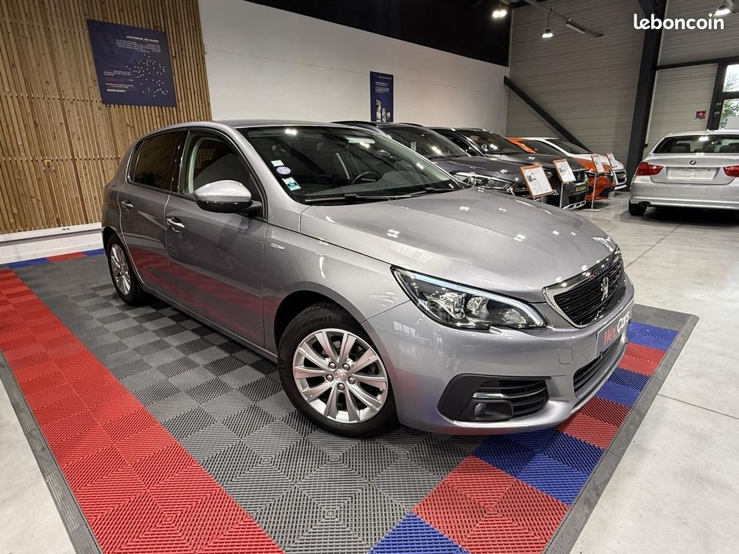 Peugeot 308 1.2 puretech 110 style start-stop (image 18)