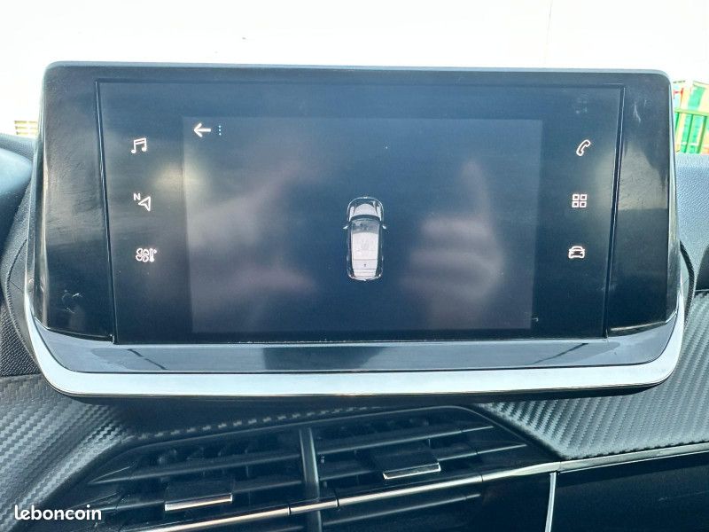 Peugeot 208 1.2 PURETECH 75CH S&S STYLE (image 8)