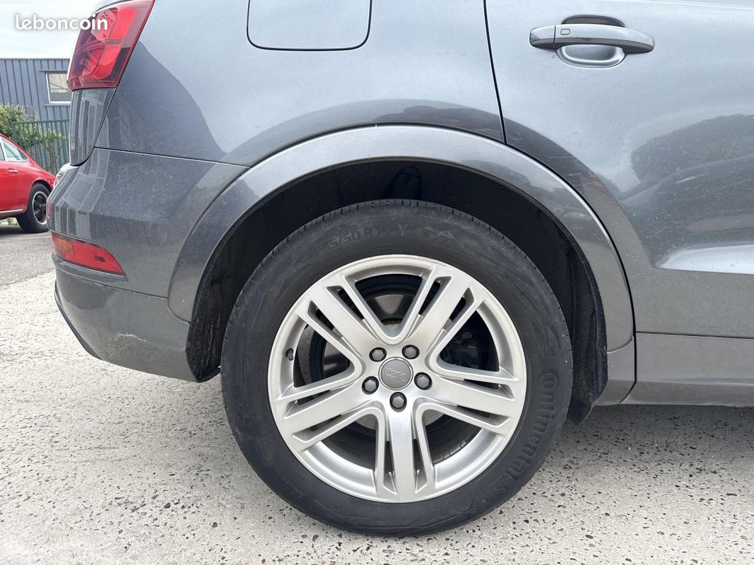 AUDI RS Q3 SIEGES SPORT RSQ3 Quattro 2.5 TFSI - 340 - BV S-tronic RS (image 24)