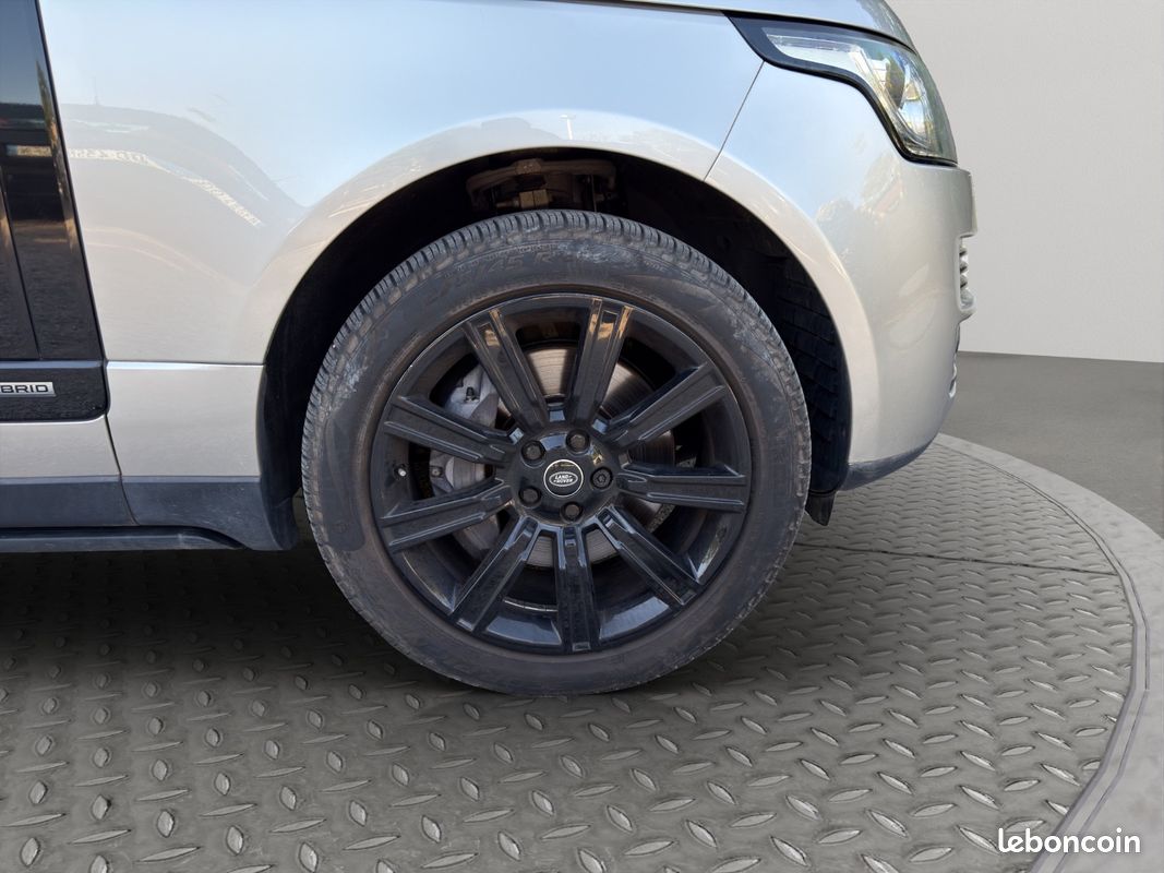 Land Rover Range Rover 3.0 354 Autobiography Hybrid (image 28)