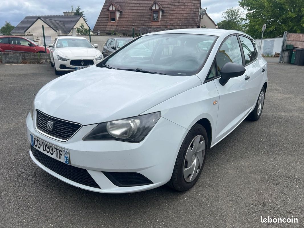 Seat IBIZA 1.2 TDI 75 STYLE 5P (image 2)