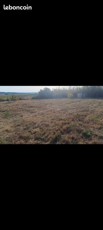 Terrain de loisirs 3 500 m² clôturé · Vue panoramique · Saint-Pargoire · 250 €/mois