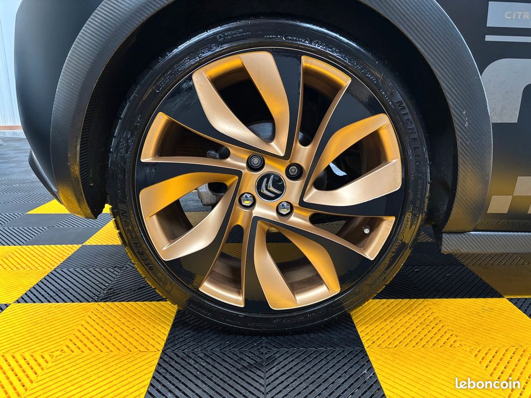 Citroën DS3 1.6 THP 203 RACING GOLD MAT (image 27)