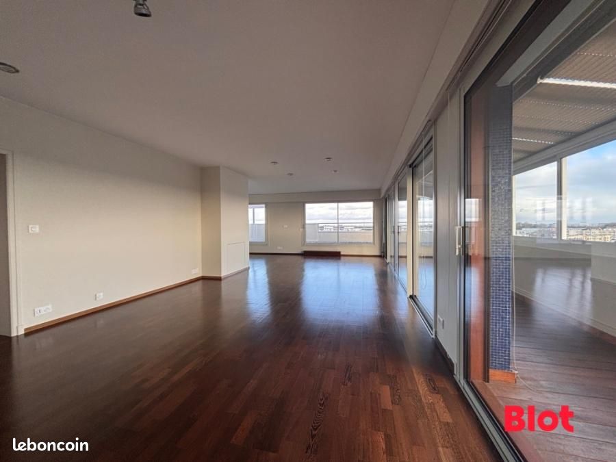 Appartement 7 pièces 183 m² · à Rennes · 183 m² · 2 500 €/mois