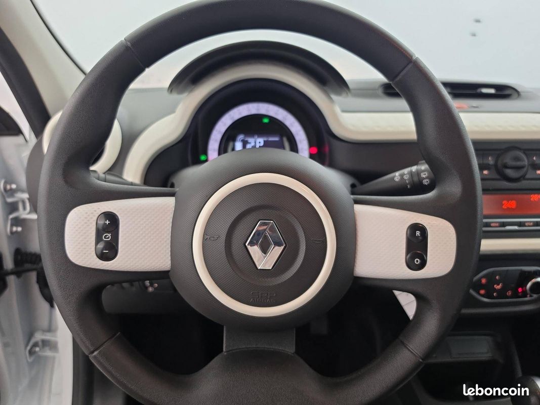 RENAULT Twingo III E-Tech Authentic (image 15)