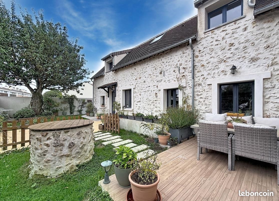 Maison 3 pièces 68 m² · à Montigny-le-Bretonneux · 68 m² · 459 000 €