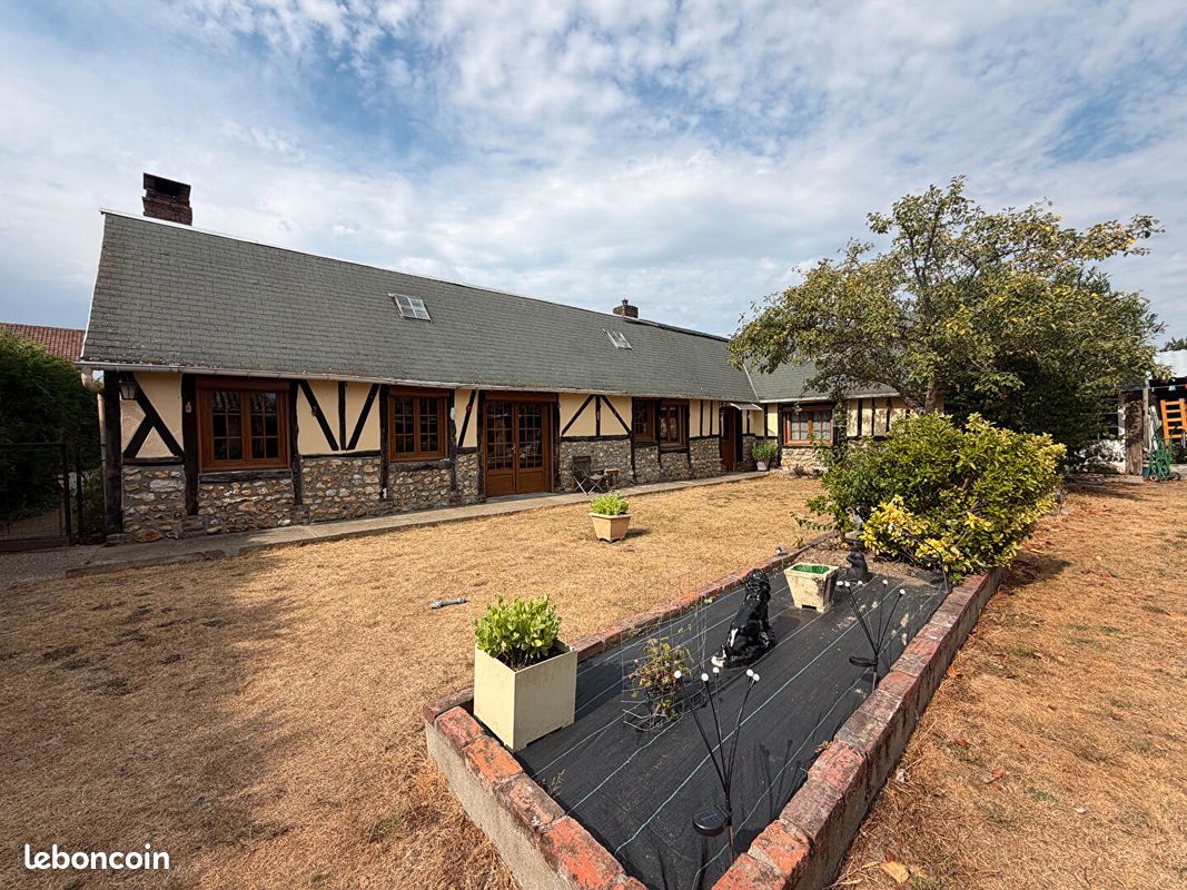 Maison 4 pièces 83 m² · à Brionne · 83 m² · 101 000 €