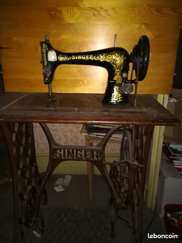 Machine à coudre marque Singer à courroie (image 2)