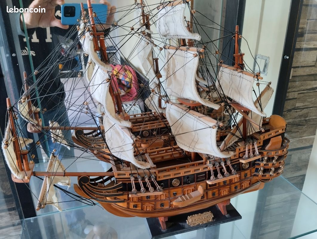 Maquette de bateau (image 1)