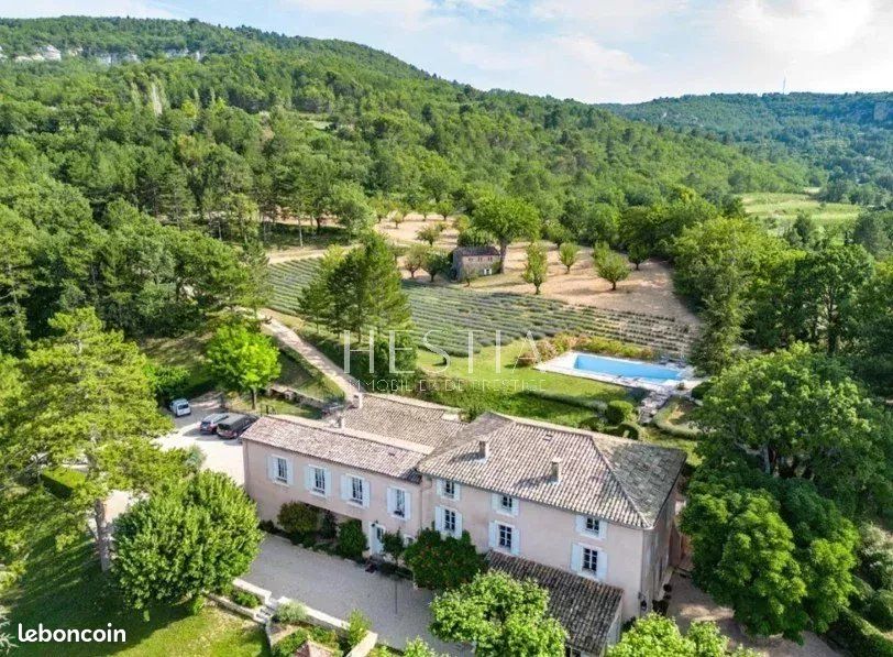 Maison 440 m² · à Apt · 440 m² · 3 998 000 €