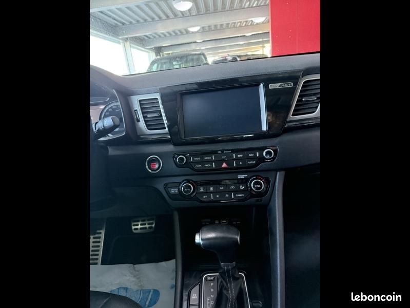 Kia Niro 1.6 GDi 105ch ISG + Plug-In 60.5ch Premium DCT6 Euro6d-T (image 12)