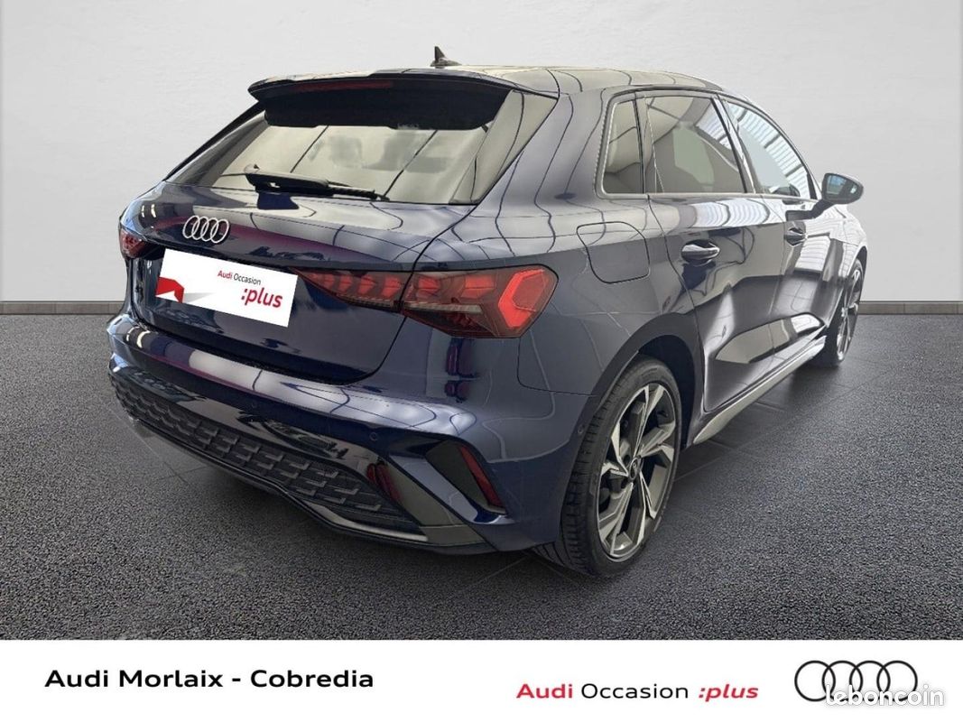 Audi A3 Sportback 1.5 TFSI 150ch Hybride S line S tronic 7 (image 4)
