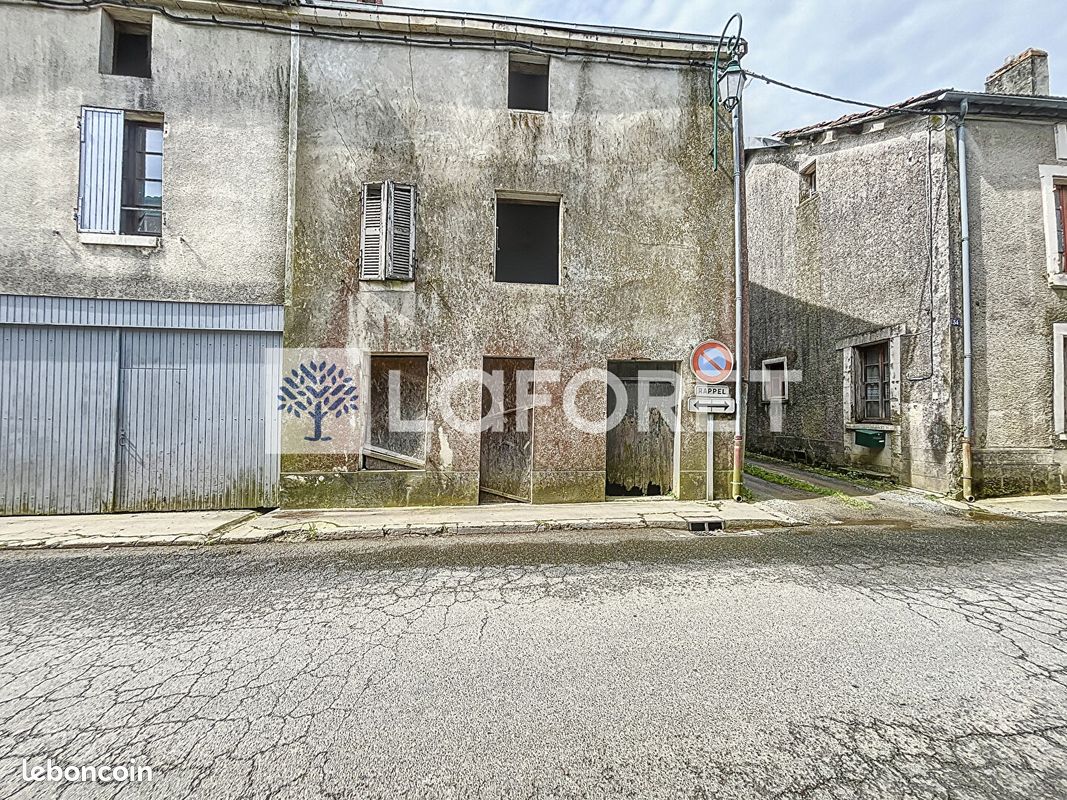 Maison 4 pièces 150 m² - Secondigny 79130 (image principale 1)