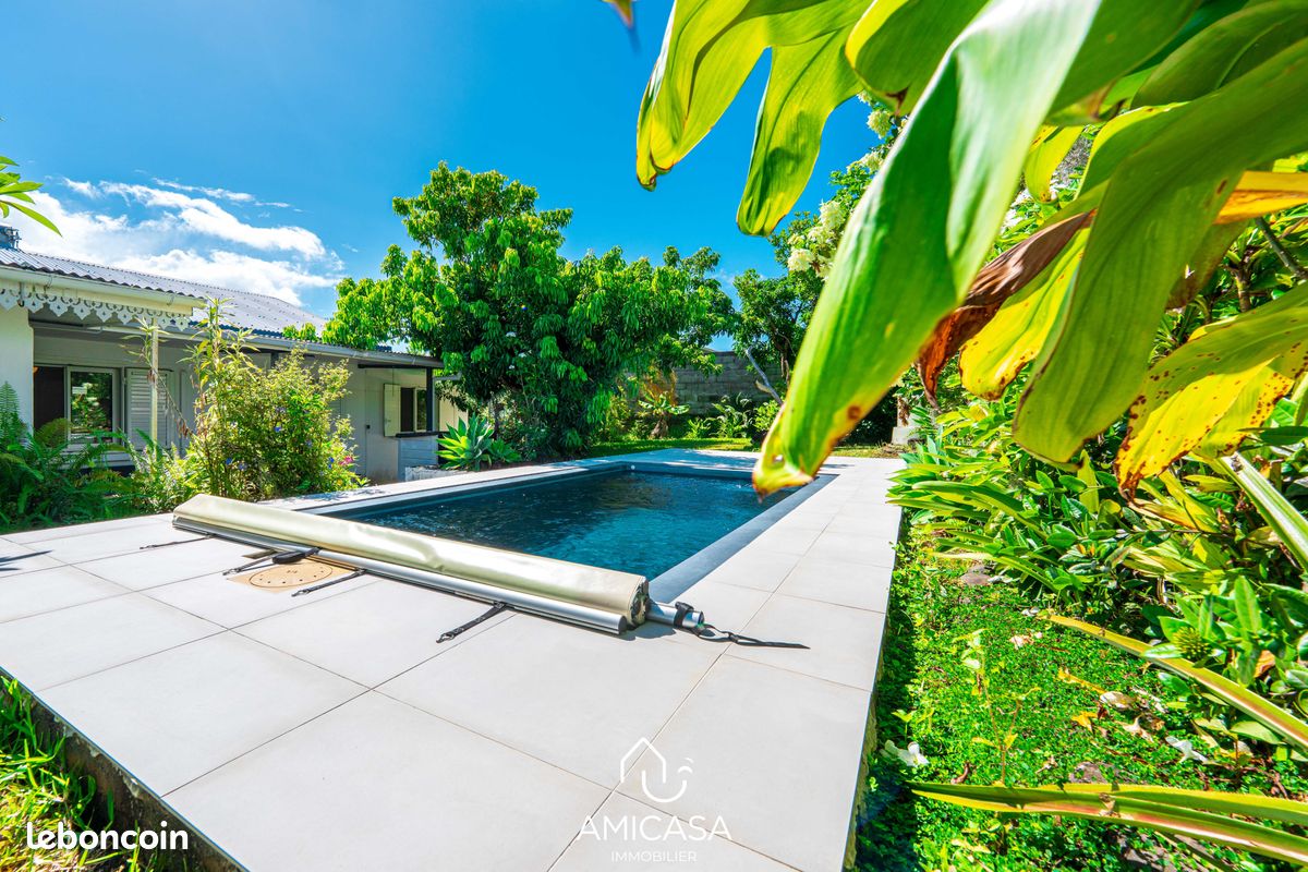 Maison 5 pièces 185 m² · à Saint-Benoît · 185 m² · 420 000 €