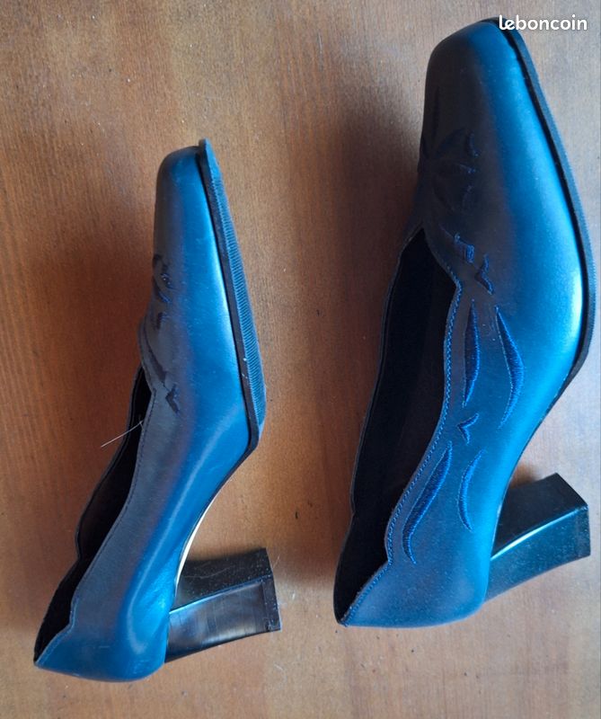 Escarpins bleus 35_NEUFS (image 2)