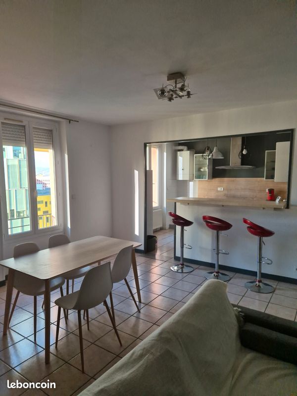 Appartement 2 pièces 68 m² · à Saint-Étienne · 68 m² · 78 500 €