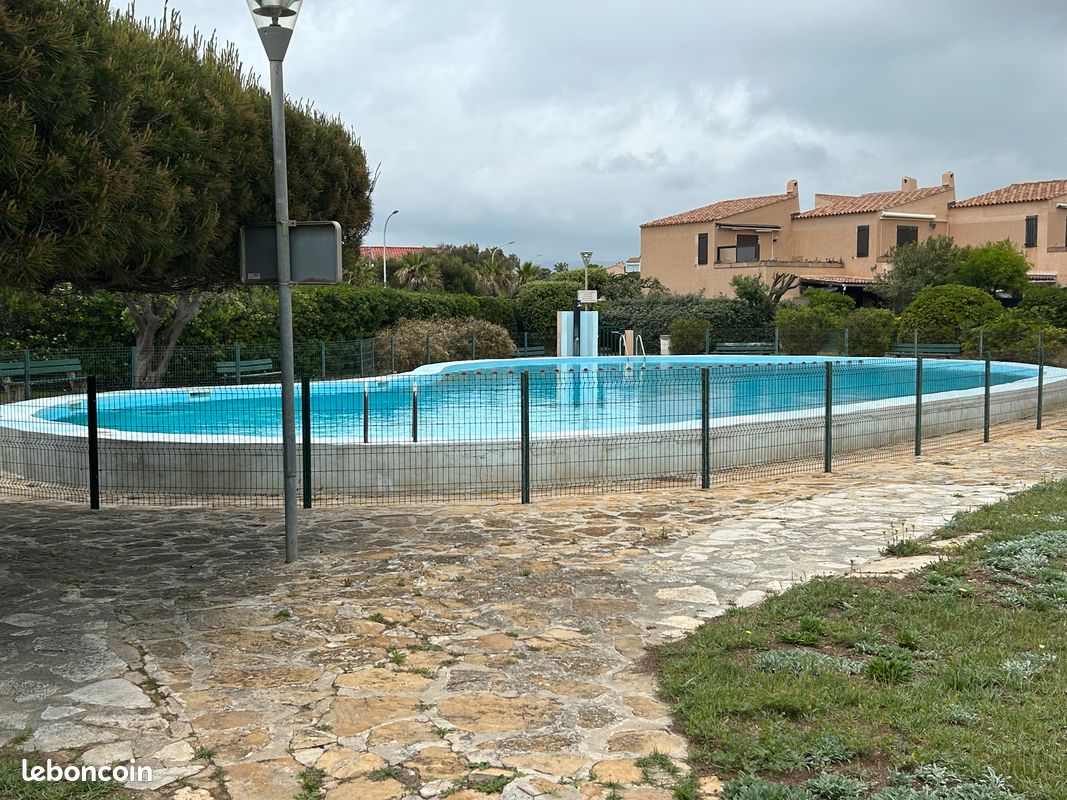 Rez-de-jardin à 100m de la plage tout rénové (image 2)