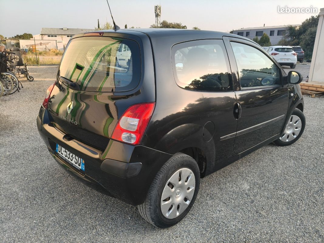 Renault Twingo dynamique 1.2i. Très bon état. Garantie 3 mois (image 3)