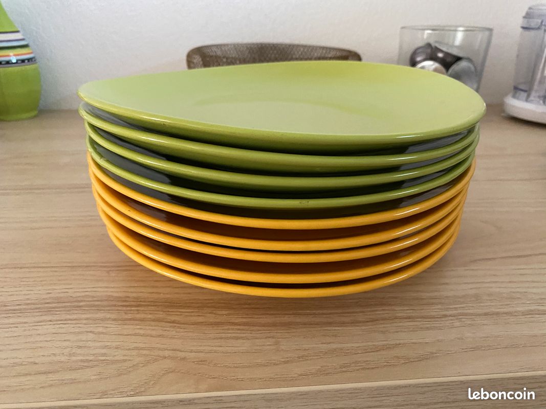 Vente lot de 9 assietteS (image 2)