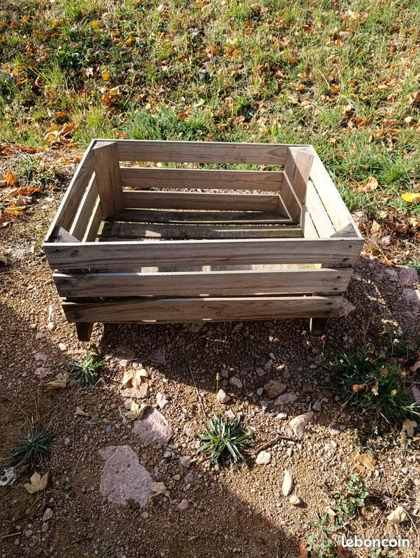 Vends caisses en bois à pommes (image 3)