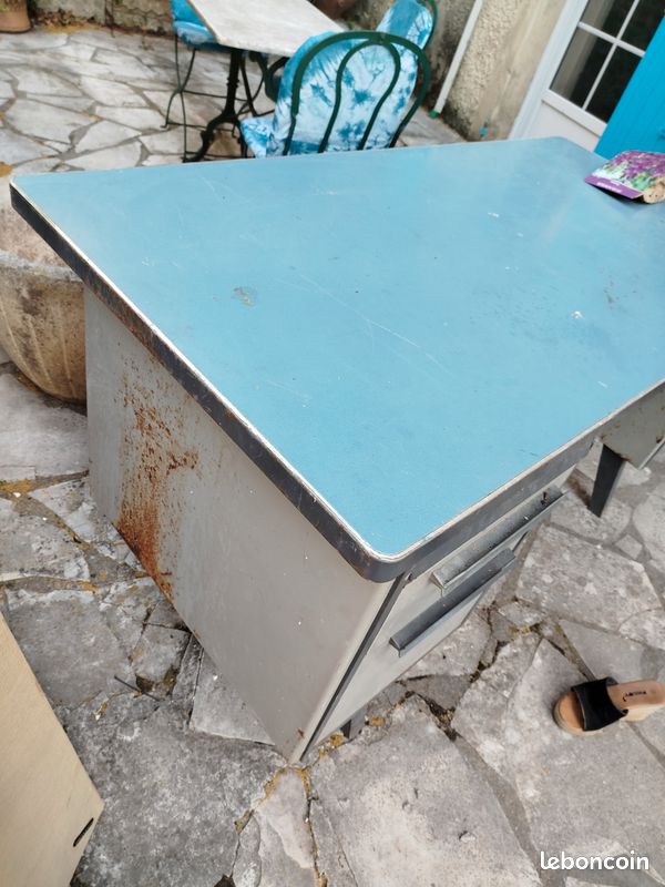Bureau métallique (image 4)