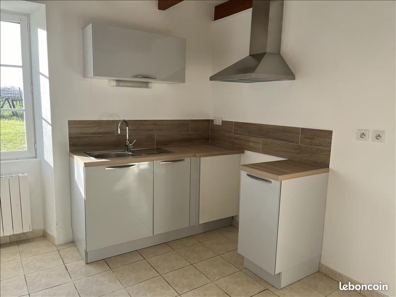 Maison 4 pièces 77 m² - Saint-Germain-de-Lusignan 17500 (image principale 3)