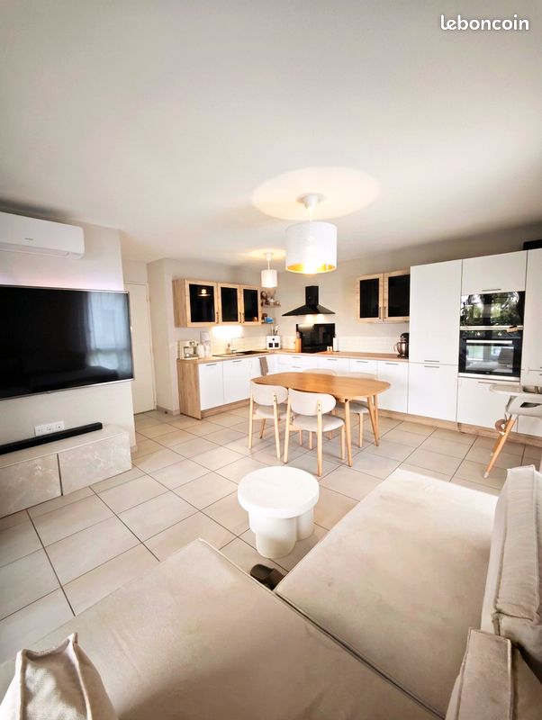 Appartement 3 pièces 60 m² · à Vaulx-en-Velin · 60 m² · 224 000 €