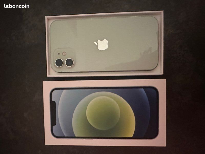 IPhone 12 vert (image 1)