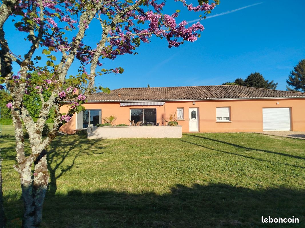 Maison 6 pièces 160 m² · à Thiviers · 160 m² · 242 000 €