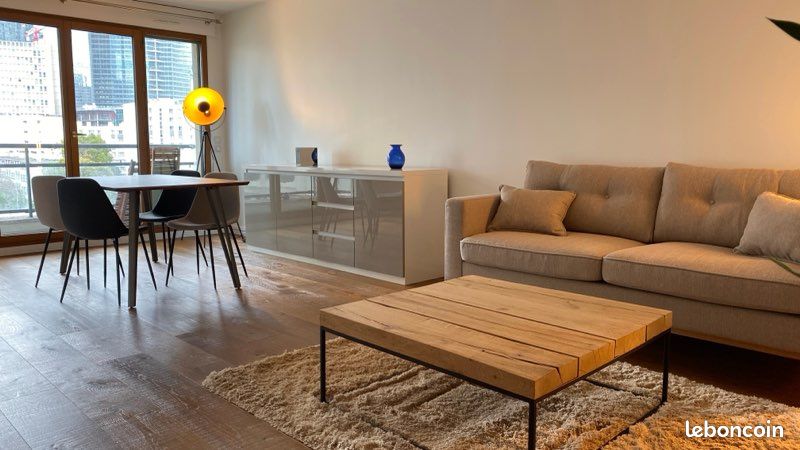 Appartement 3 pièces 77 m² · à Courbevoie · 77 m² · 2 010 €/mois